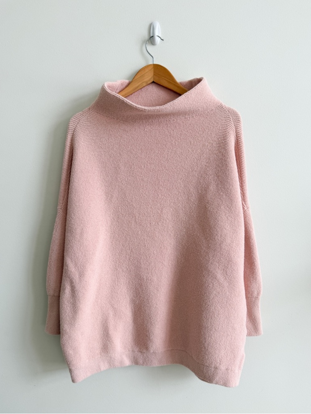 FREE PEOPLE • Ottoman Slouchy Tunic in Pale Pink - Picture 2 of 8